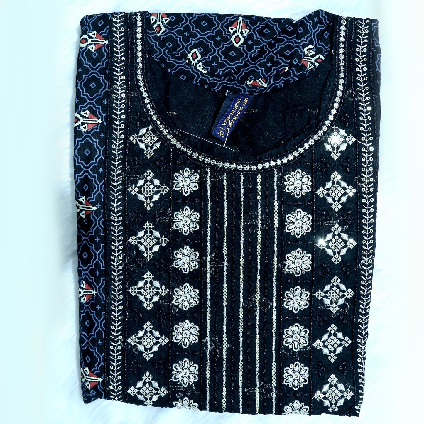 CLASSIC CHARCOAL ARTISAN KURTHI