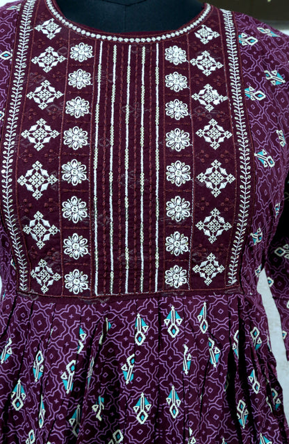 RANG MAHAL ETHNIC WEAR – MAROON KURTHI