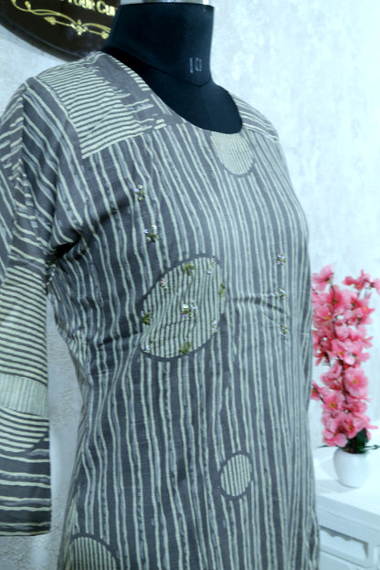 GREY MINIMAL DESIGN STRAIGHT SUIT SET WITH DUPATTA