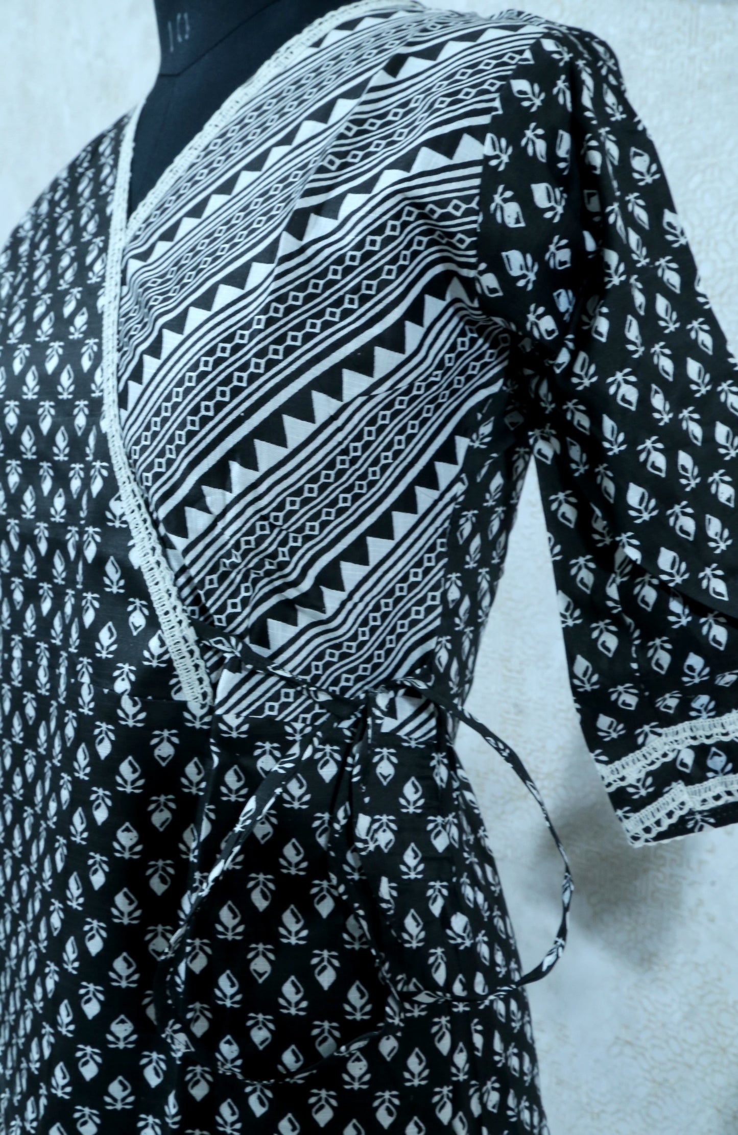 AJRAKH PRINT BLACK AND WHITE KURTHI SET WITH LACE DETAILING