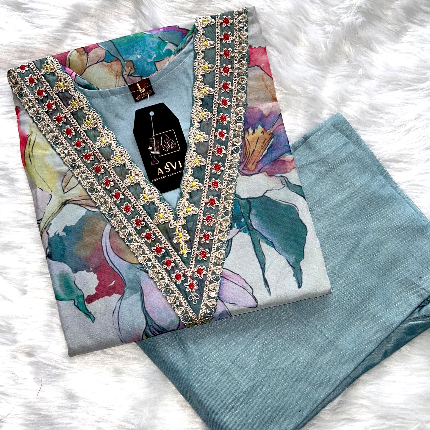 FLORAL PRINTED TEBY SILK KURTHI IN BLUE – GRACEFUL EVERYDAY ELEGANCE