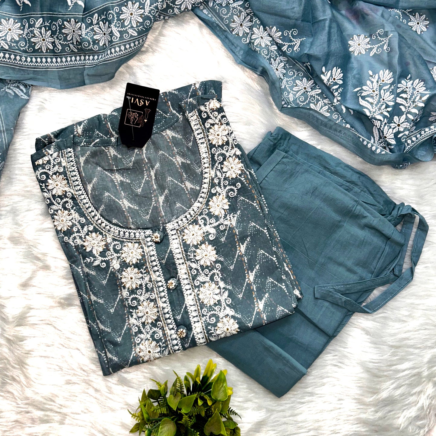 FLORAL INDOLADY STRAIGHT SUIT SETS