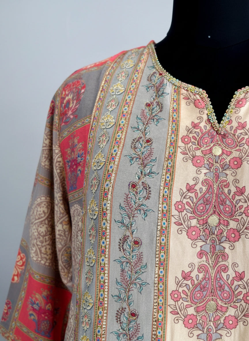 PREMIUM PURE MUSLIN FESTIVE SUIT SET WITH HANDCRAFTED DETAILING