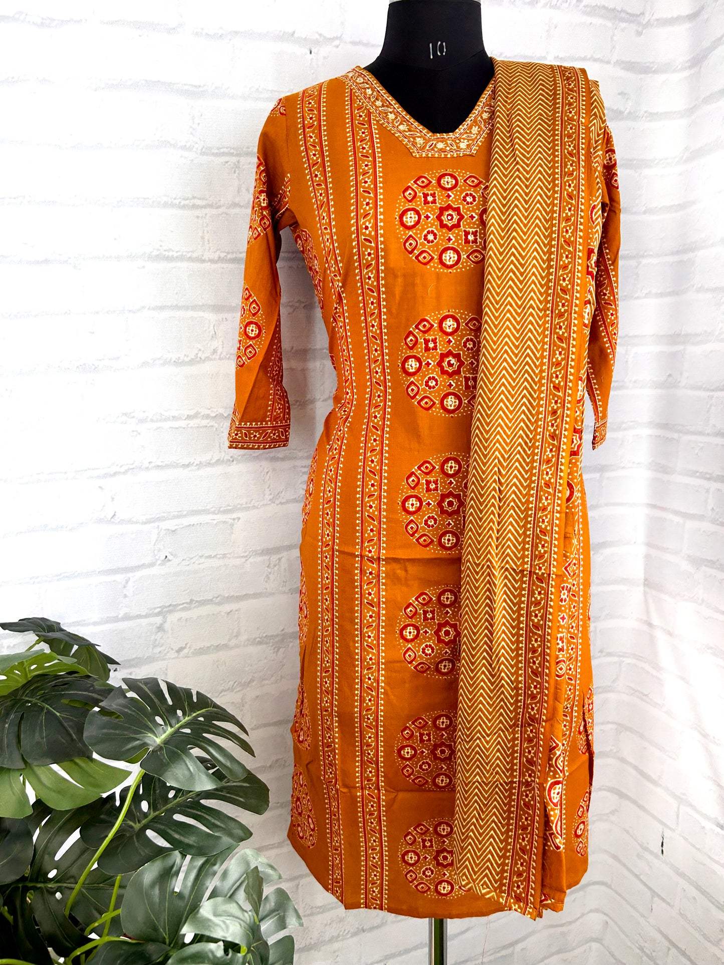 PREMIUM COTTON EMBROIDERY WORK SUIT SET – HANDCRAFTED STRAIGHT FIT ETHNIC WEAR