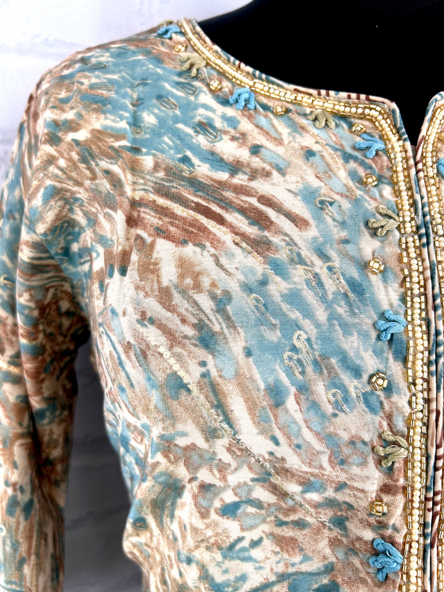 MUSLIN MODAL THREE-PIECE SUIT SET WITH HANDWORK