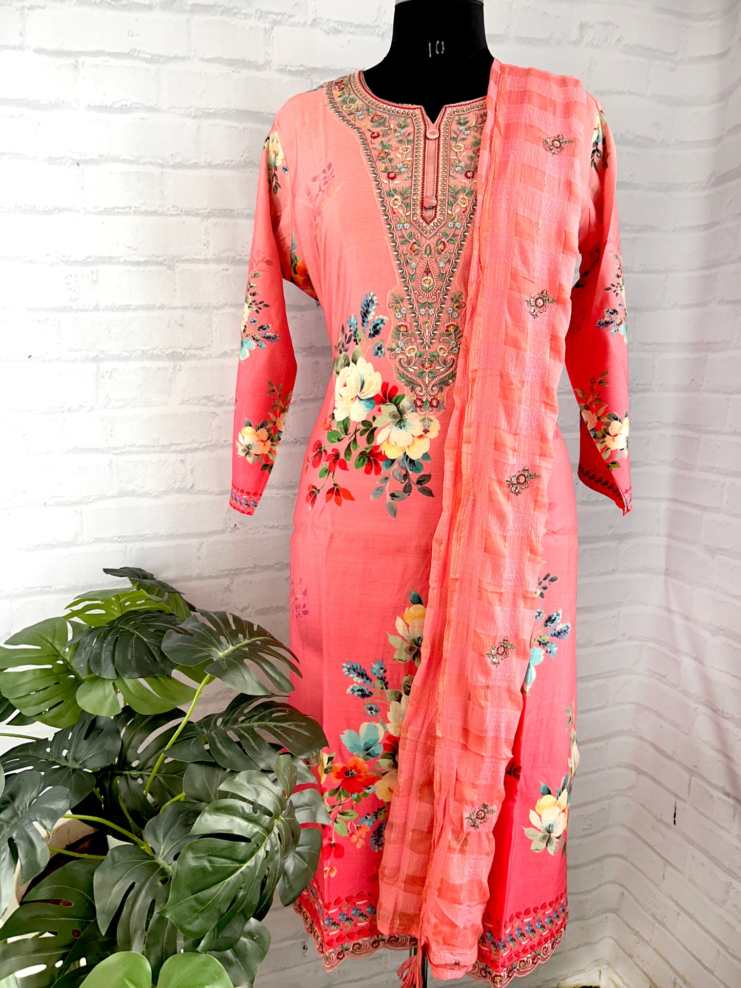 DESIGNER FLORAL MUSLIN KURTI WITH FINE HAND EMBROIDERY