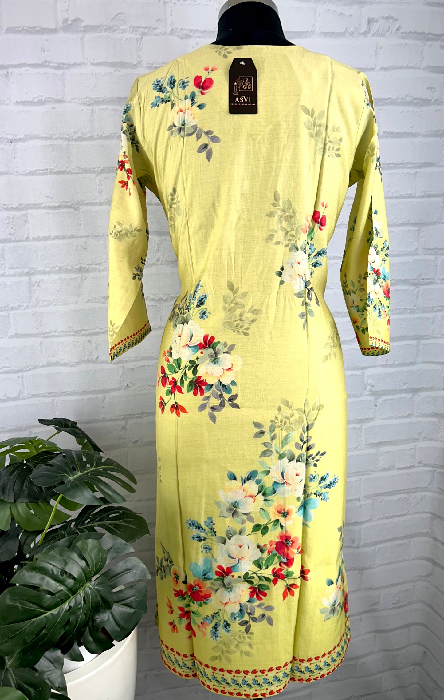MUSLIN FLORAL DESIGNER KURTHI WITH HAND EMBROIDERY