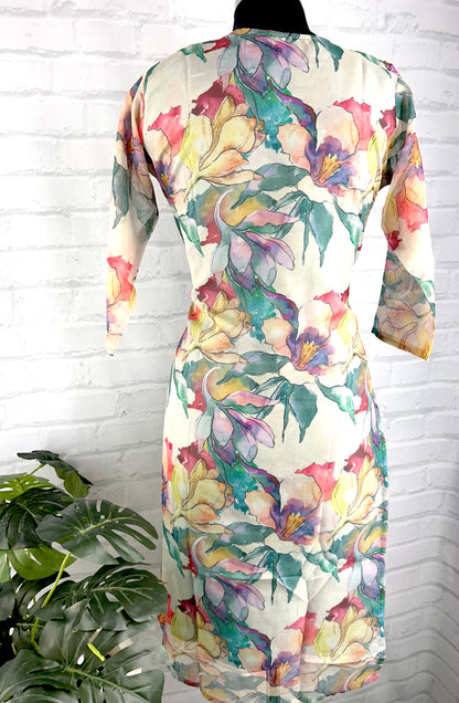 FLORAL PRINTED TEBY SILK KURTHI IN BLUE – GRACEFUL EVERYDAY ELEGANCE