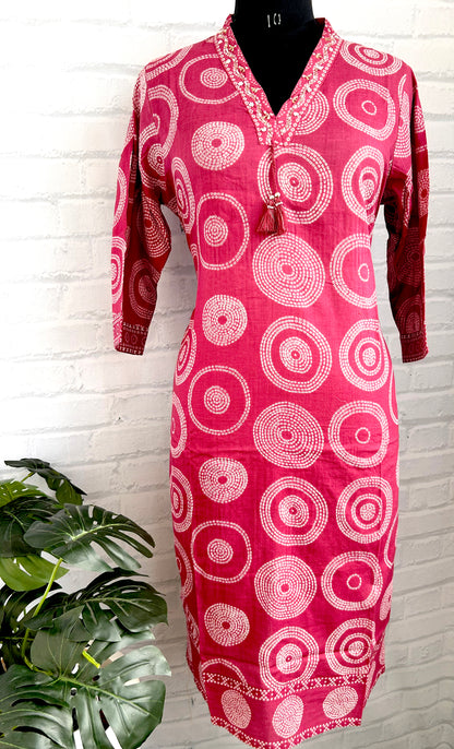 PURE COTTON DESIGNER STRAIGHT SUIT SET WITH INTRICATE EMBROIDERY