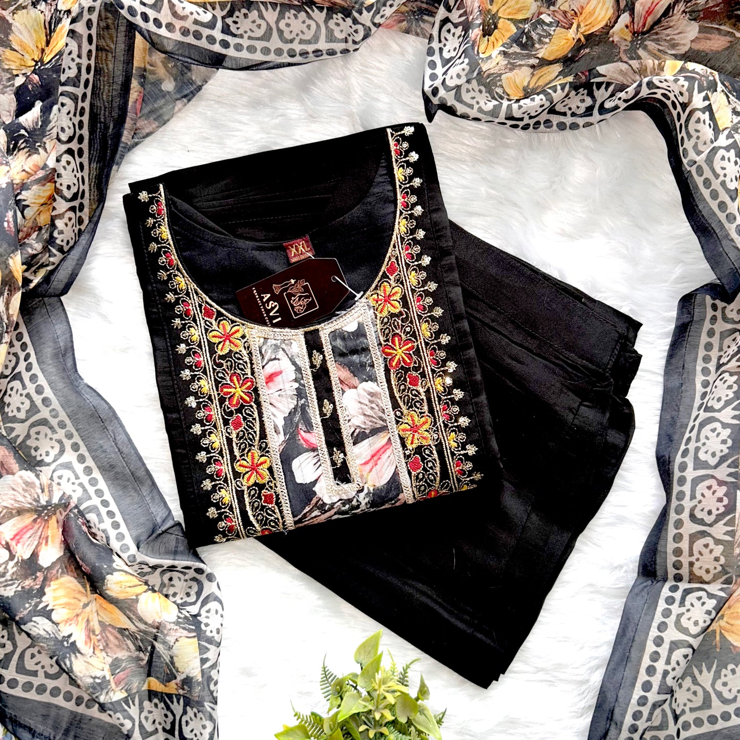 ELEGANT BLACK ROMAN SILK EMBROIDERED KURTHI SET – LUXE MEETS TRADITION