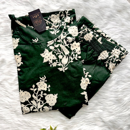 FLORAL CO-ORD SET IN PREMIUM COTTON WITH HEART-SHAPED NECK
