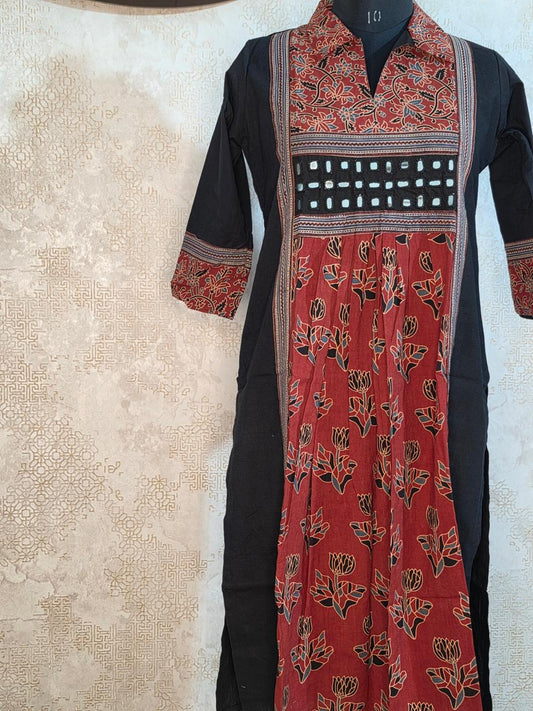 URBAN DESI OCCASIONAL WEAR – BLACK MIRROR WORK PANEL KURTHI